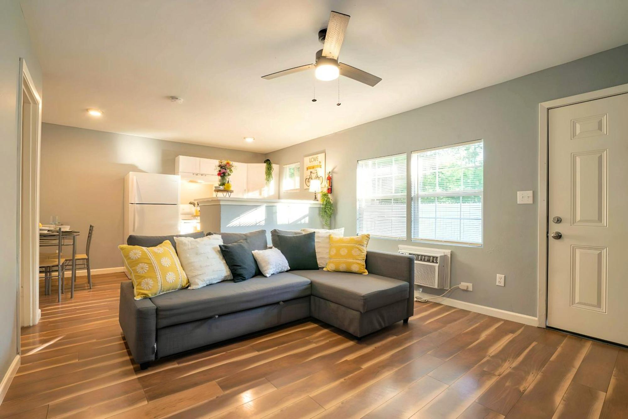 Daire Convenient & Cozy Retreat L Hobby L Downtown L Nrg *