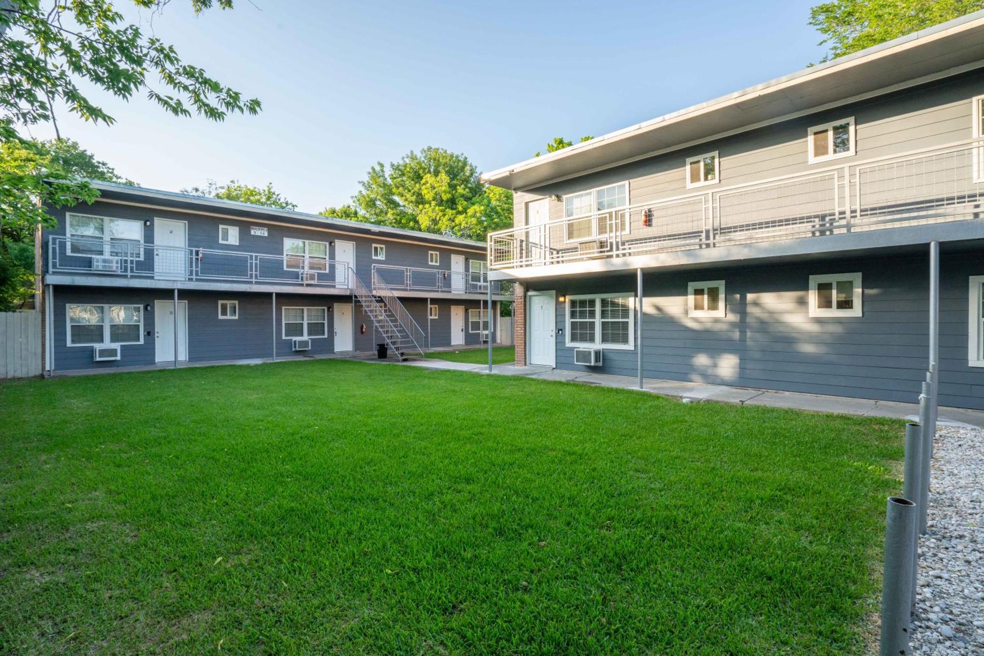 Convenient & Cozy Retreat L Hobby L Downtown L Nrg Apartment